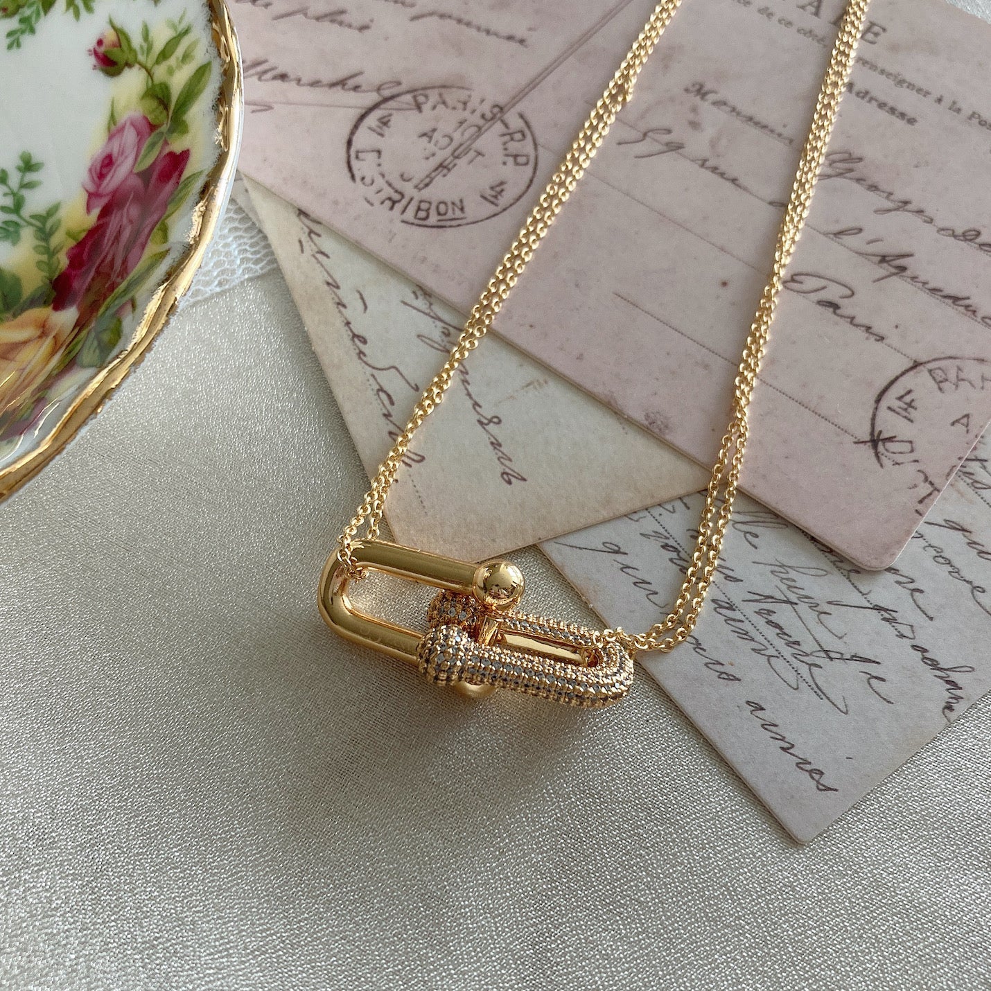 S.L.A. Kendall 2-link necklace