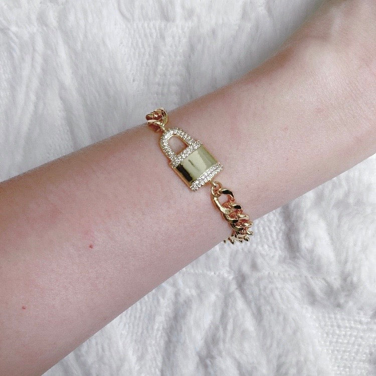 S.L.A. Loida bracelet